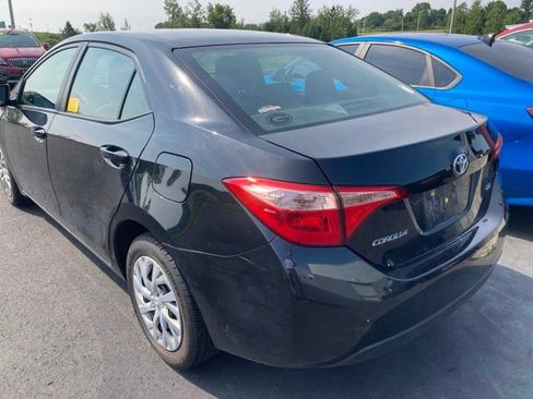 Used 2018 Toyota Corolla LE FWD image 4
