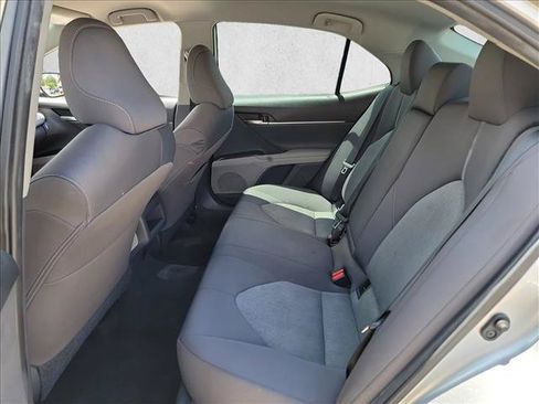 Used 2021 Toyota Camry LE FWD image 11