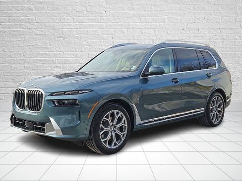 New 2026 BMW X7 xDrive40i image 2