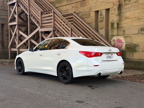 Used 2017 INFINITI Q50 Premium w/ 2.0T Premium Plus Package image 7