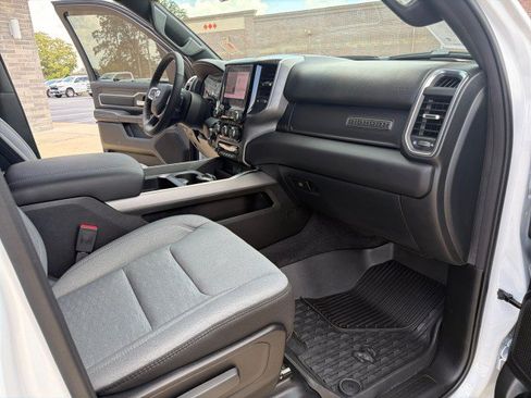 Used 2025 RAM 1500 Big Horn AWD/4WD image 37