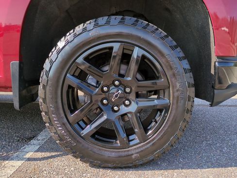 Used 2021 Chevrolet Silverado 1500 LT Trail Boss w/ Convenience Package II AWD/4WD image 11