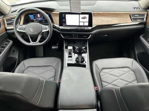 New 2025 Volkswagen Atlas SE image 21