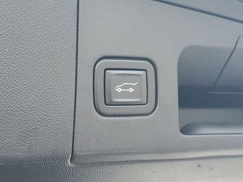 Certified 2021 Cadillac XT5 Premium Luxury image 9