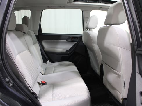 Used 2018 Subaru Forester 2.5i Premium image 25