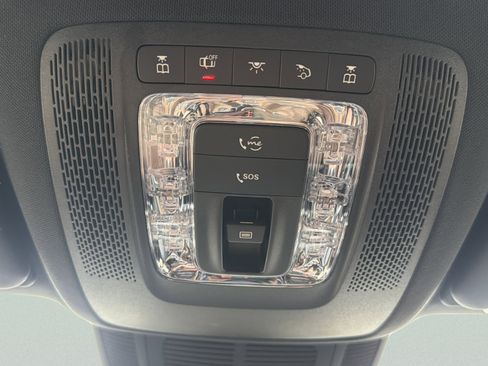 Used 2024 Mercedes-Benz GLE 450e 4MATIC image 92