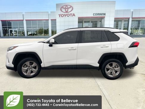 Used 2024 Toyota RAV4 XLE FWD image 2