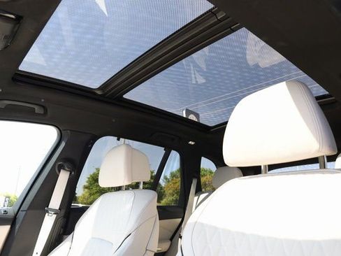 Used 2023 BMW X5 xDrive40i w/ Executive Package image 21