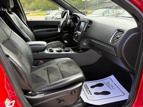 Used 2020 Dodge Durango R/T w/ Technology Group AWD/4WD image 19
