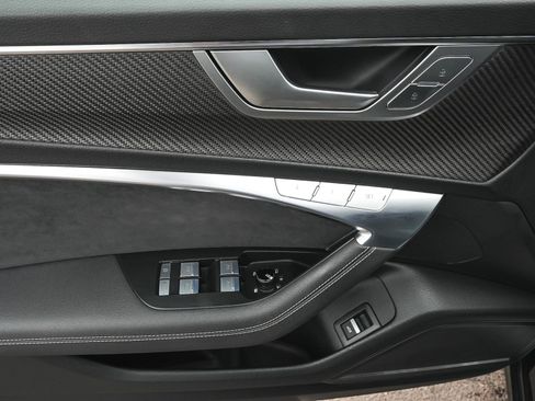Used 2022 Audi S6 Premium Plus AWD/4WD image 12