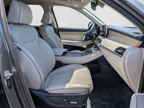 Used 2022 Hyundai Palisade Limited w/ Cargo Package FWD image 23