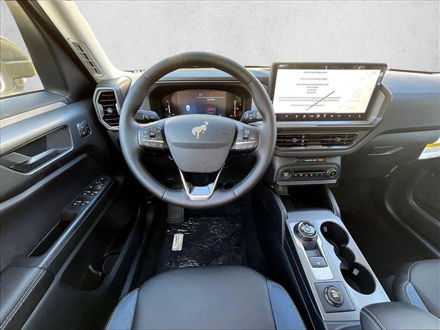 New 2026 Ford Bronco Sport Outer Banks w/ Interior Protection Package AWD/4WD image 14
