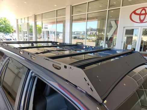 Used 2024 Toyota 4Runner SR5 Premium w/ SR5 Premium Package AWD/4WD image 10