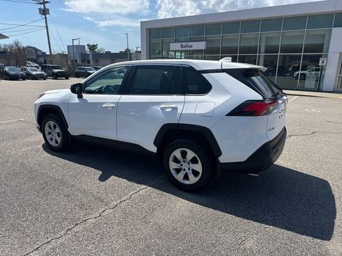 Used 2023 Toyota RAV4 LE image 5