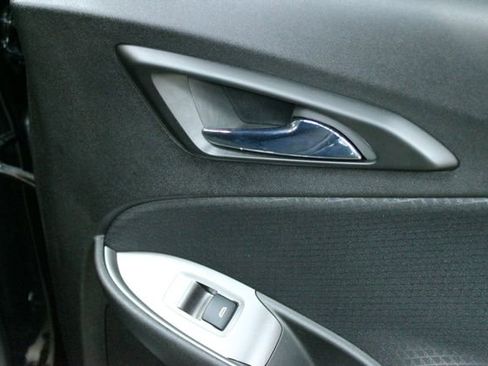 Used 2022 Chevrolet Malibu LT FWD image 12
