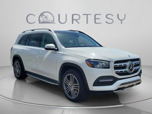 Used 2022 Mercedes-Benz GLS 450 4MATIC image 4