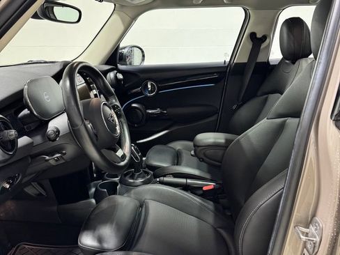 Used 2024 MINI Cooper S FWD image 8