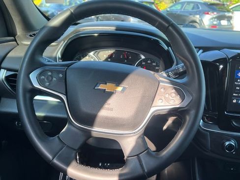 Used 2023 Chevrolet Traverse LT AWD/4WD image 13