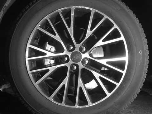 Used 2021 Ford Escape SEL w/ Technology Package image 39