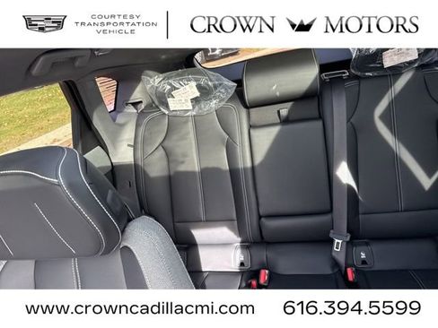 Used 2025 Cadillac Optiq Luxury 1 w/ LPO, Floor Liner Package image 32