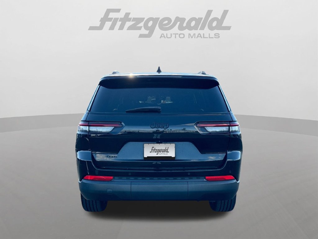 Used 2023 Jeep Grand Cherokee L Laredo AWD/4WD image 13