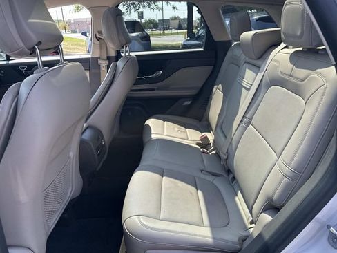 Used 2021 Lincoln Corsair Reserve w/ Equipment Group 201A AWD/4WD image 12