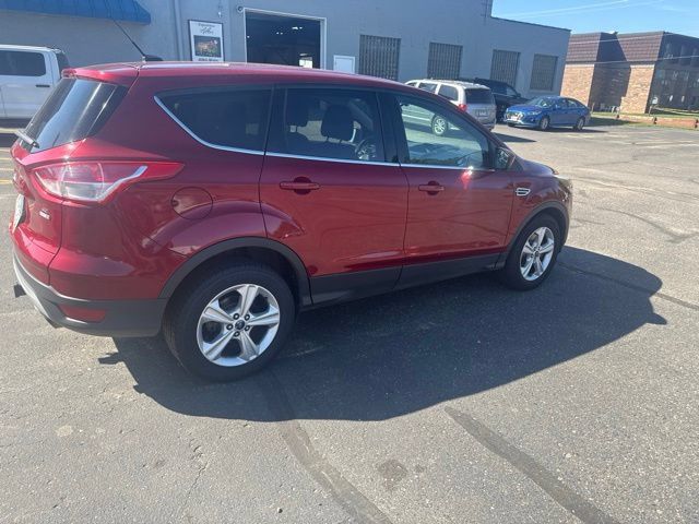 Used 2015 Ford Escape SE AWD/4WD image 3
