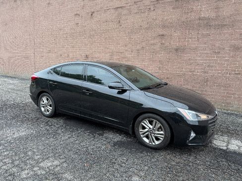 Used 2019 Hyundai Elantra Value Edition w/ Cargo Package FWD image 8