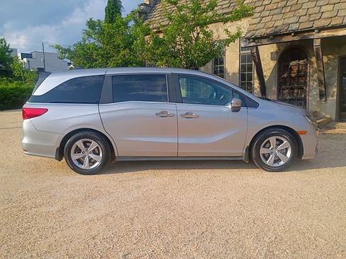 Used 2018 Honda Odyssey EX-L image 14