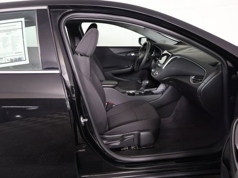 Used 2024 Chevrolet Malibu LT image 27