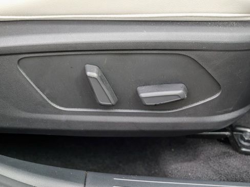 Used 2023 Hyundai Tucson Limited image 39