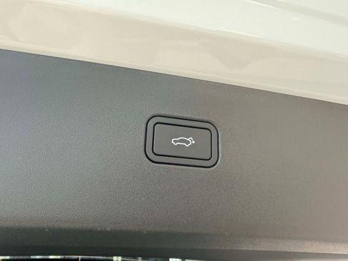 New 2026 Volvo EX30 Plus image 15