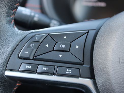 Certified 2023 Nissan Kicks SR w/ SR Premium Package image 25