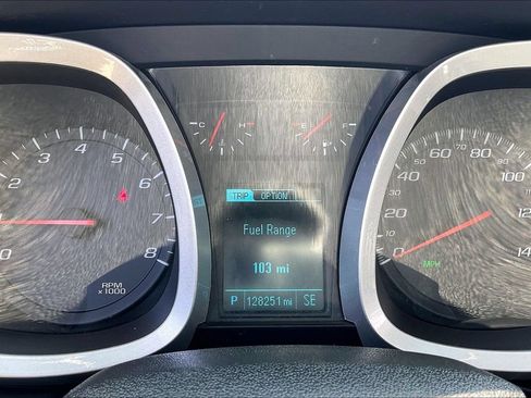 Used 2014 Chevrolet Equinox LS FWD image 23
