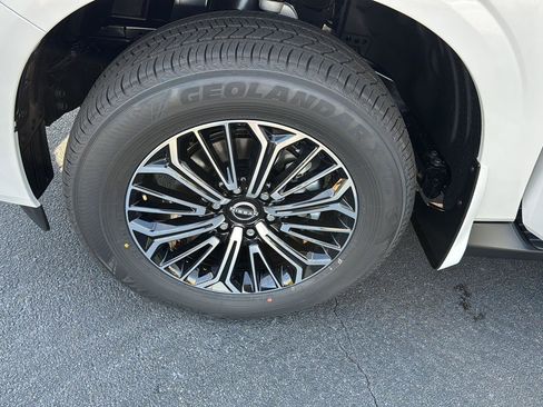 New 2026 Nissan Armada Platinum RWD image 30