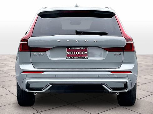 New 2026 Volvo XC60 B5 Plus w/ Climate Package AWD/4WD image 6