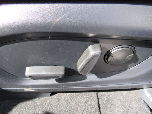 New 2026 Ford Explorer ST-Line AWD/4WD image 10