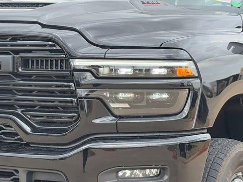 New 2026 RAM 3500 Laramie AWD/4WD image 4