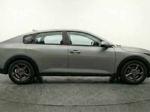 Used 2025 Kia K4 FWD image 11