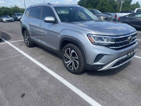 Used 2022 Volkswagen Atlas SEL AWD/4WD image 4