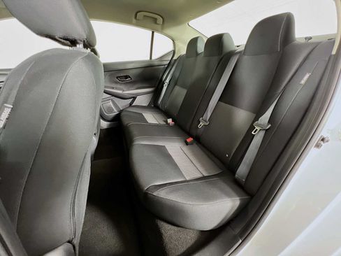 Used 2025 Nissan Sentra SV FWD image 23
