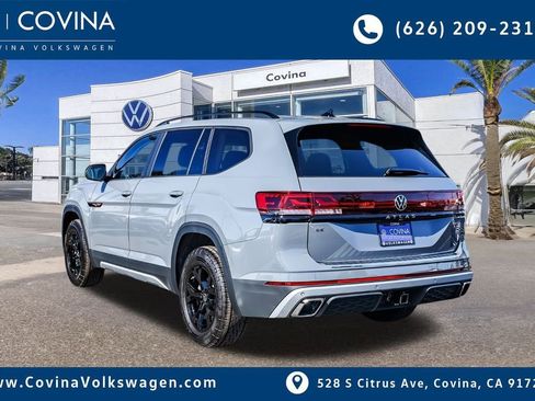 New 2026 Volkswagen Atlas Peak Edition image 5