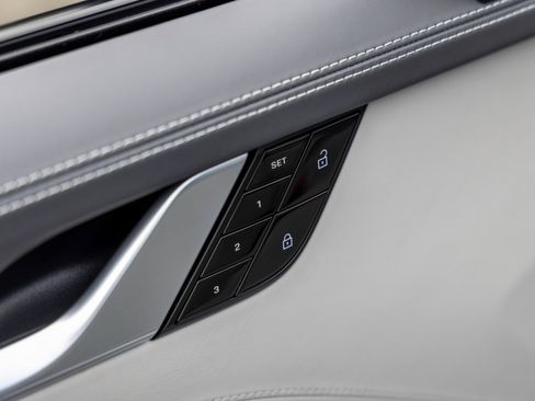 Used 2020 Porsche 911 Carrera S image 22