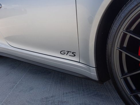Used 2018 Porsche 911 GT3 RS image 20