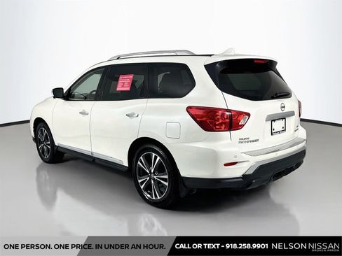 Certified 2020 Nissan Pathfinder Platinum w/ Cargo Package AWD/4WD image 7