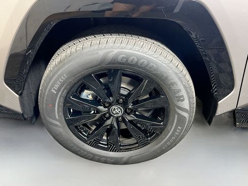 New 2026 Toyota RAV4 SE AWD/4WD image 13