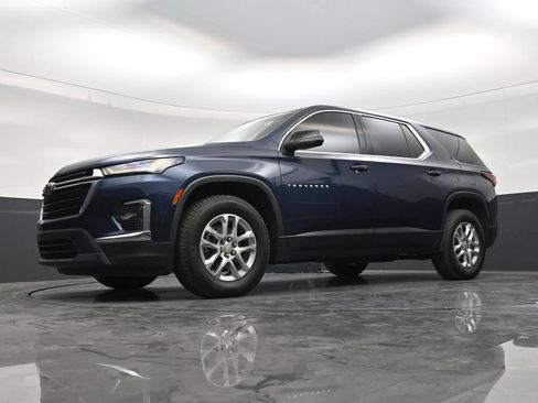 Used 2022 Chevrolet Traverse LS FWD image 20