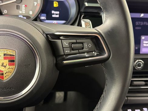 Certified 2023 Porsche Macan AWD/4WD image 23