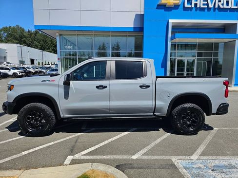 Used 2024 Chevrolet Silverado 1500 ZR2 w/ ZR2 Bison Edition AWD/4WD image 2