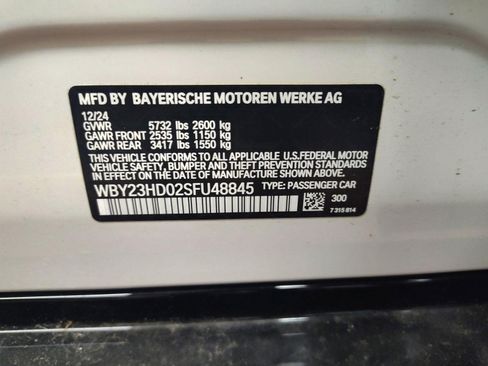 Used 2025 BMW i4 eDrive40 w/ M Sport Package image 16